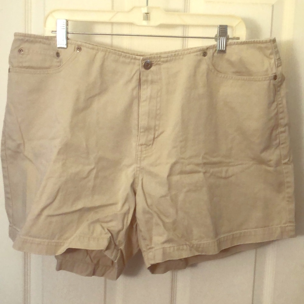 Tan Venezia Jeans shorts (Lane Bryant)